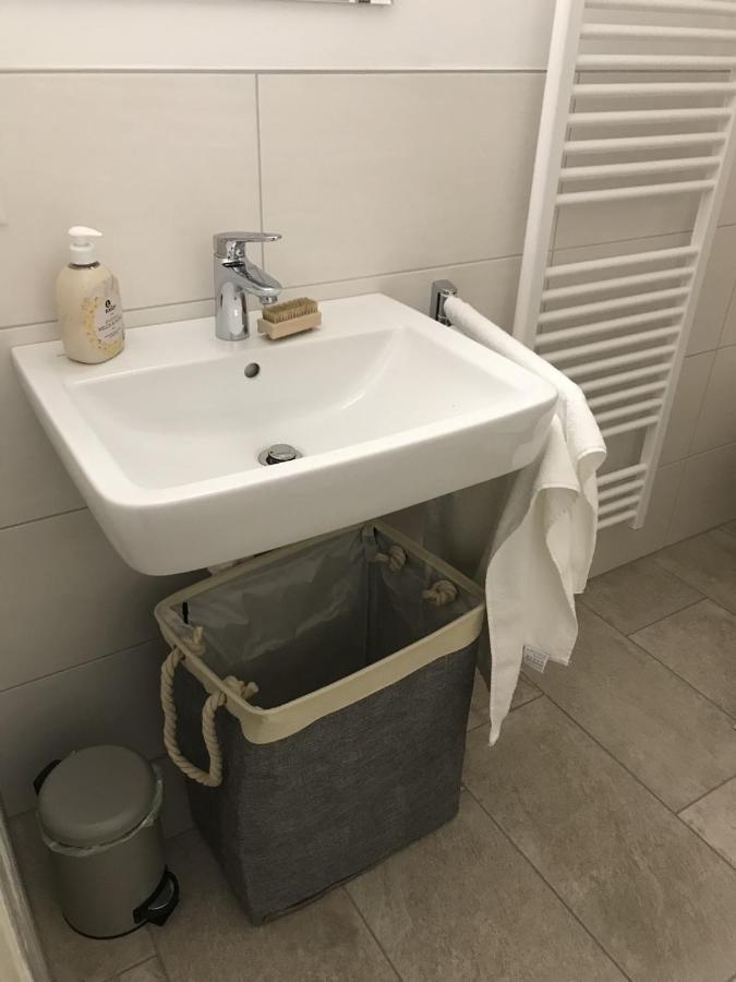 Schoenes Ferienappartment In Zell Am See: Zentral Gelegen Und Naehe Der Areitbahn Und Dem Zeller See Eksteriør billede